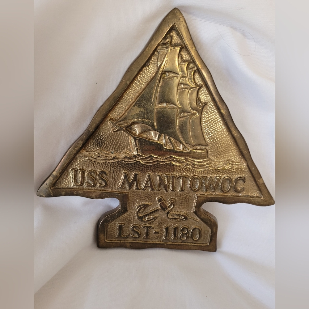USS Manitowoc LST-1180 Brass Emblem